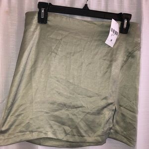 Forever 21 silk green skirt
